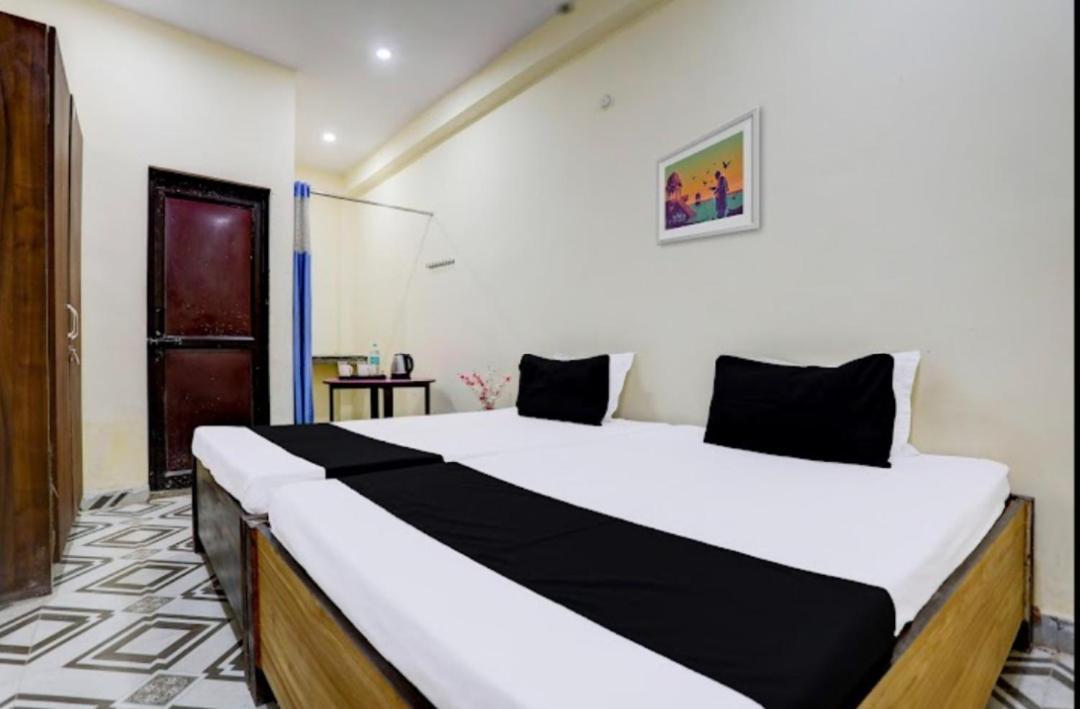 Suryawanshi Guest house Lucknow
